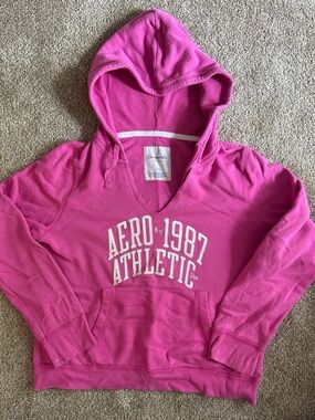 Aeropostale Bright Pink V-Neck Hooded Athletic Sweatshirt